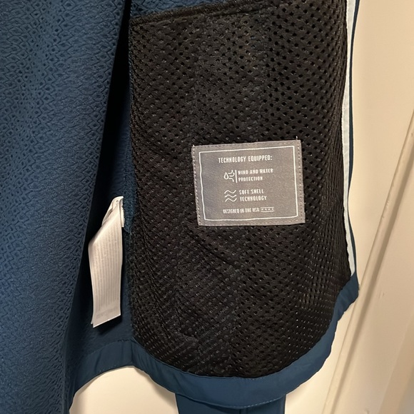 Ariat softshell jacket - Picture 2 of 7